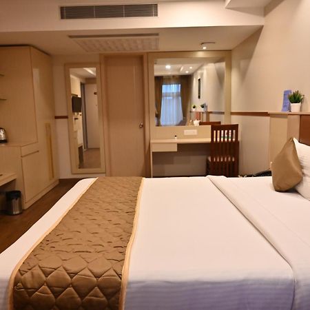 Soho Boutique Hotel Майсуру Екстер'єр фото